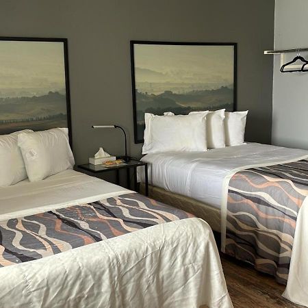 Valued Stay Aloha Madison Eksteriør bilde