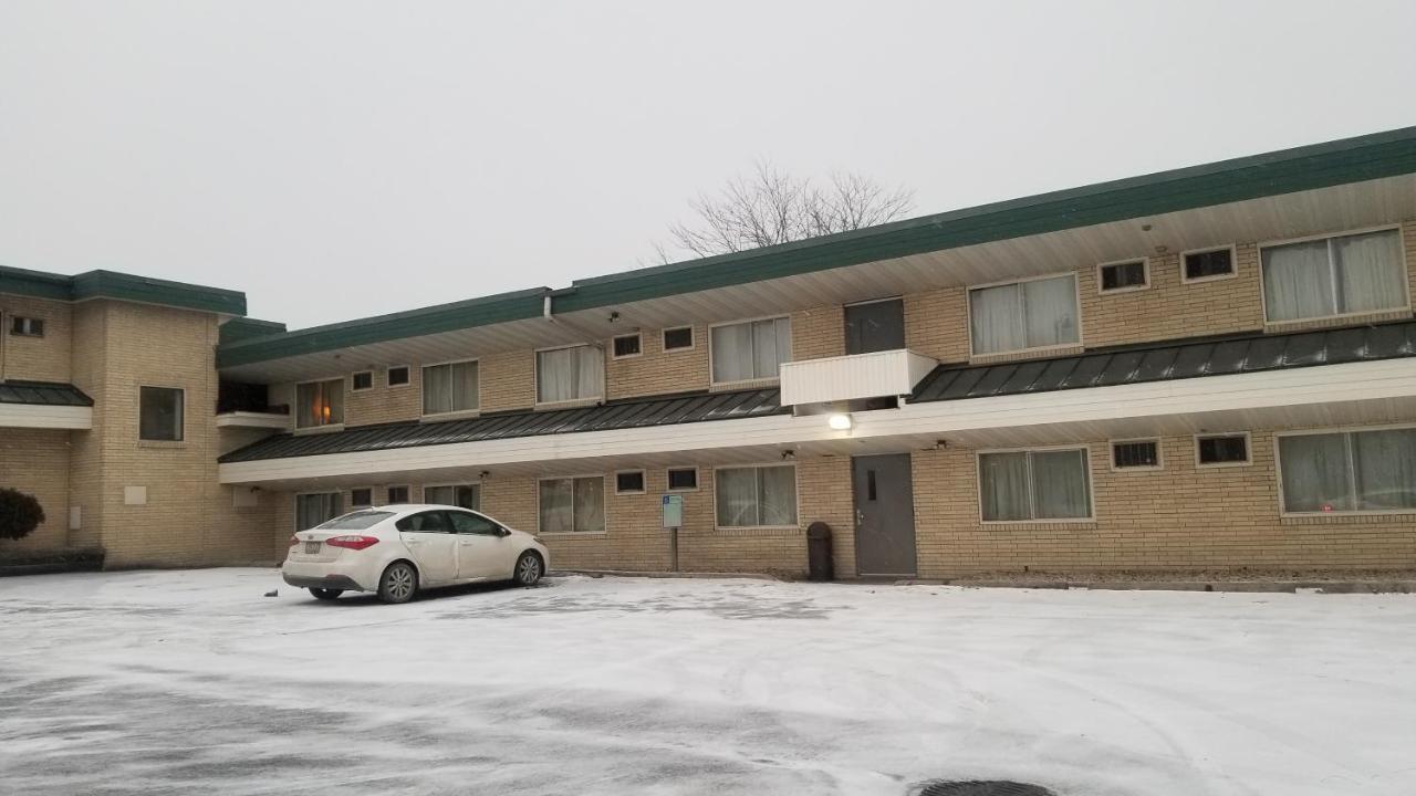 Valued Stay Aloha Madison Eksteriør bilde