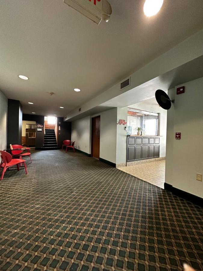 Valued Stay Aloha Madison Eksteriør bilde