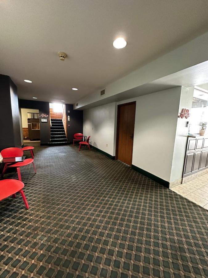 Valued Stay Aloha Madison Eksteriør bilde
