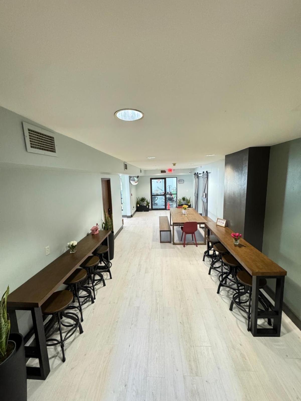 Valued Stay Aloha Madison Eksteriør bilde